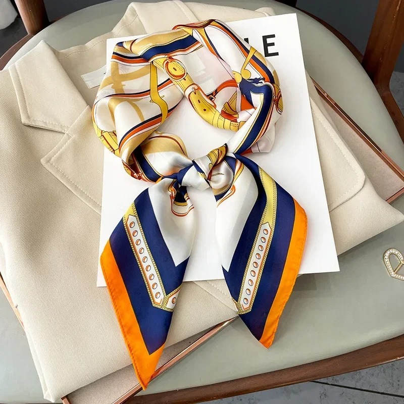 Luxury Bags Trending - 高級デザインスキニーシルクスクエアスカーフ女性チェーンプリントスカーフネッカチーフレディソフトサテンヘアバンドヘッドヒジャブバッグリボンギフト