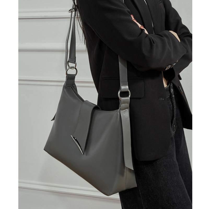 Hifashion 牛革本革大型ホーボーショルダーバッグ女性 - Luxury Tote Bags With Zipper のレビューと価格