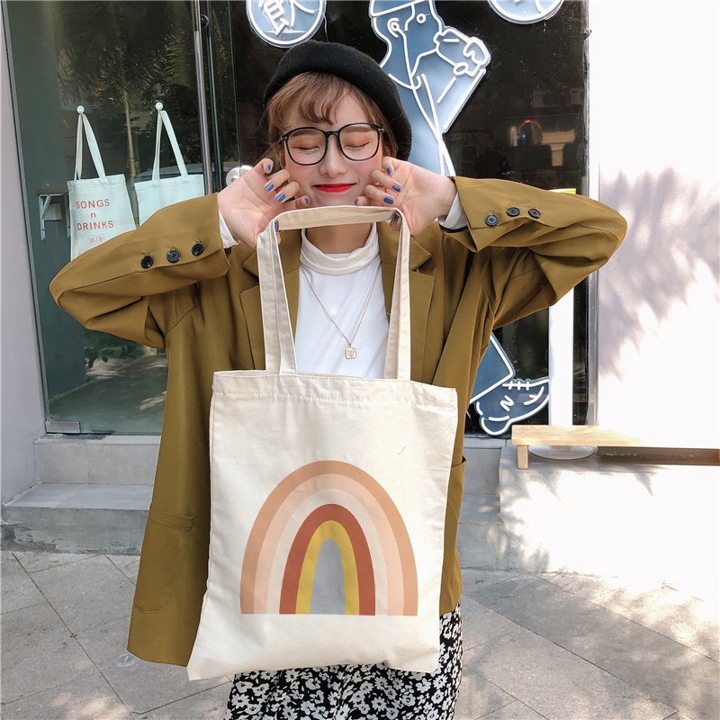 カラフルなレインボーデザイントートバッグ耐久性のある大容量キ - Canvas Tote Designer のレビューと価格