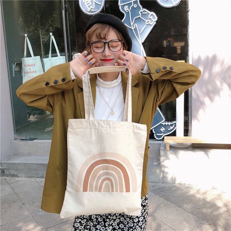 カラフルなレインボーデザイントートバッグ耐久性のある大容量キ - Canvas Tote Designer のレビューと価格