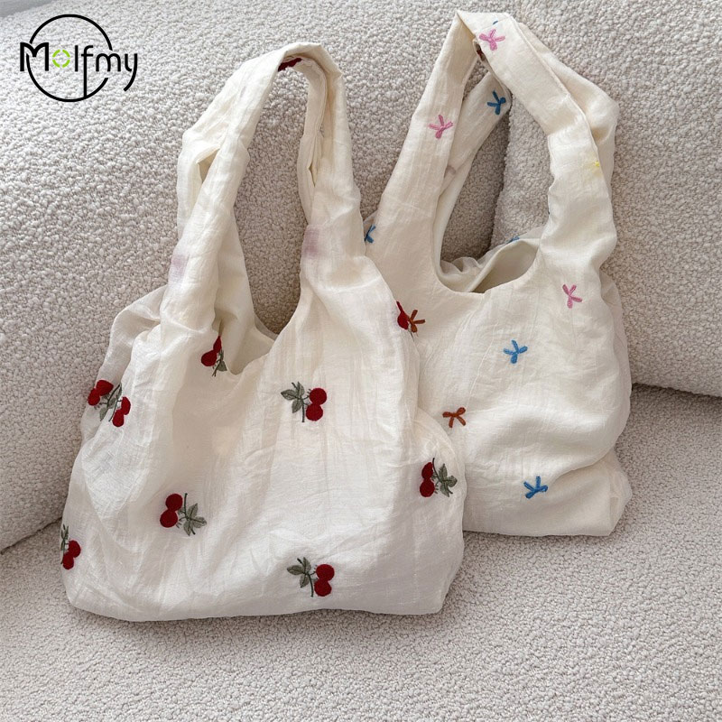 デザイナーバッグ 高級 チェリー刺繍 キャンバストートバッグ - Canvas Tote Designer のレビューと価格